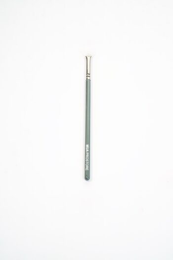 M20. MUA Groomed Lash Brush