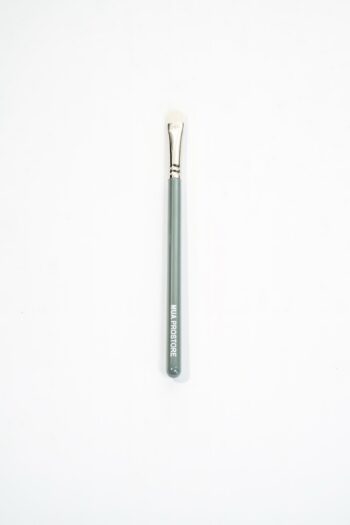 M15. MUA Application Brush