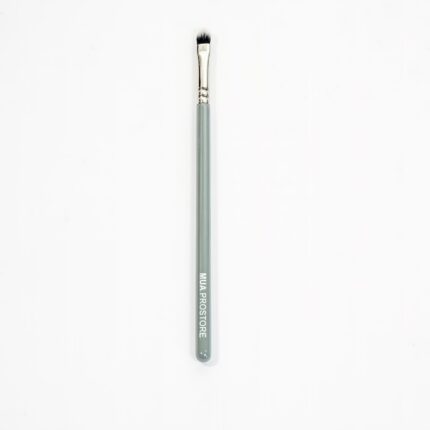 M14. MUA Smallest Eye Brush
