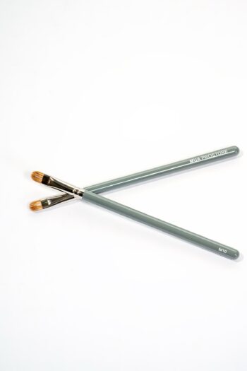 M10. MUA Flat Brush Eyes - Image 5