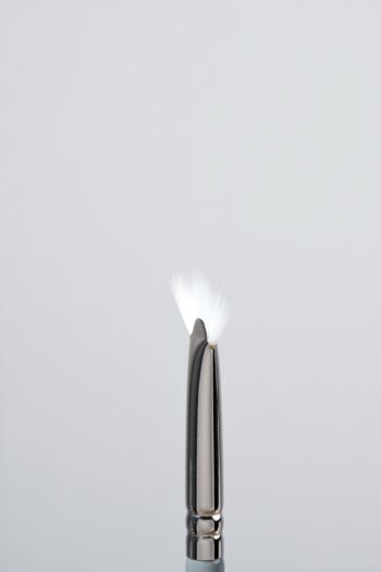 M20. MUA Groomed Lash Brush - Image 4